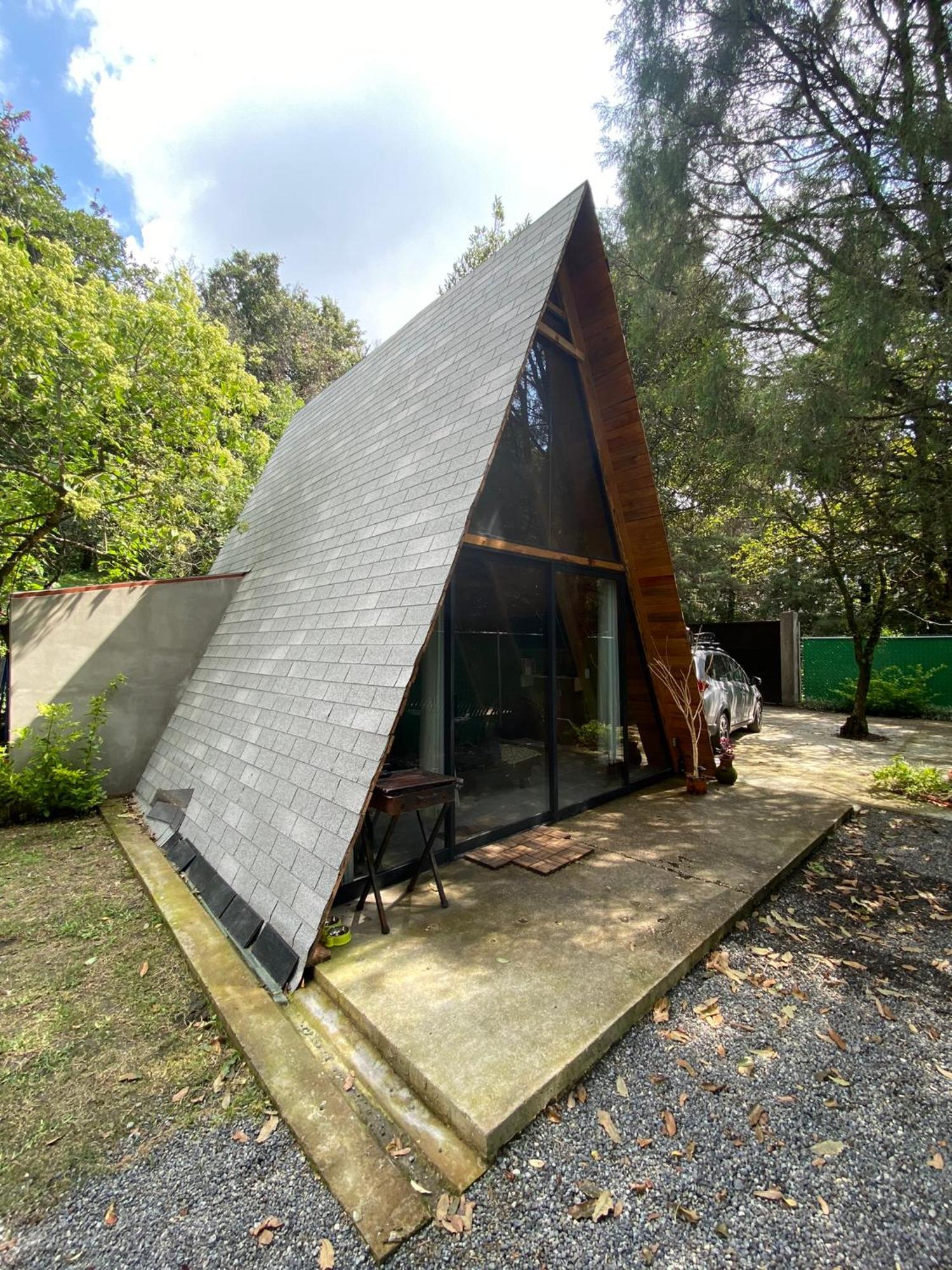 Cabanas Alpina, Romantica Y Acogedora A 10 Minutos Del Centro Tepoztlan Exterior photo