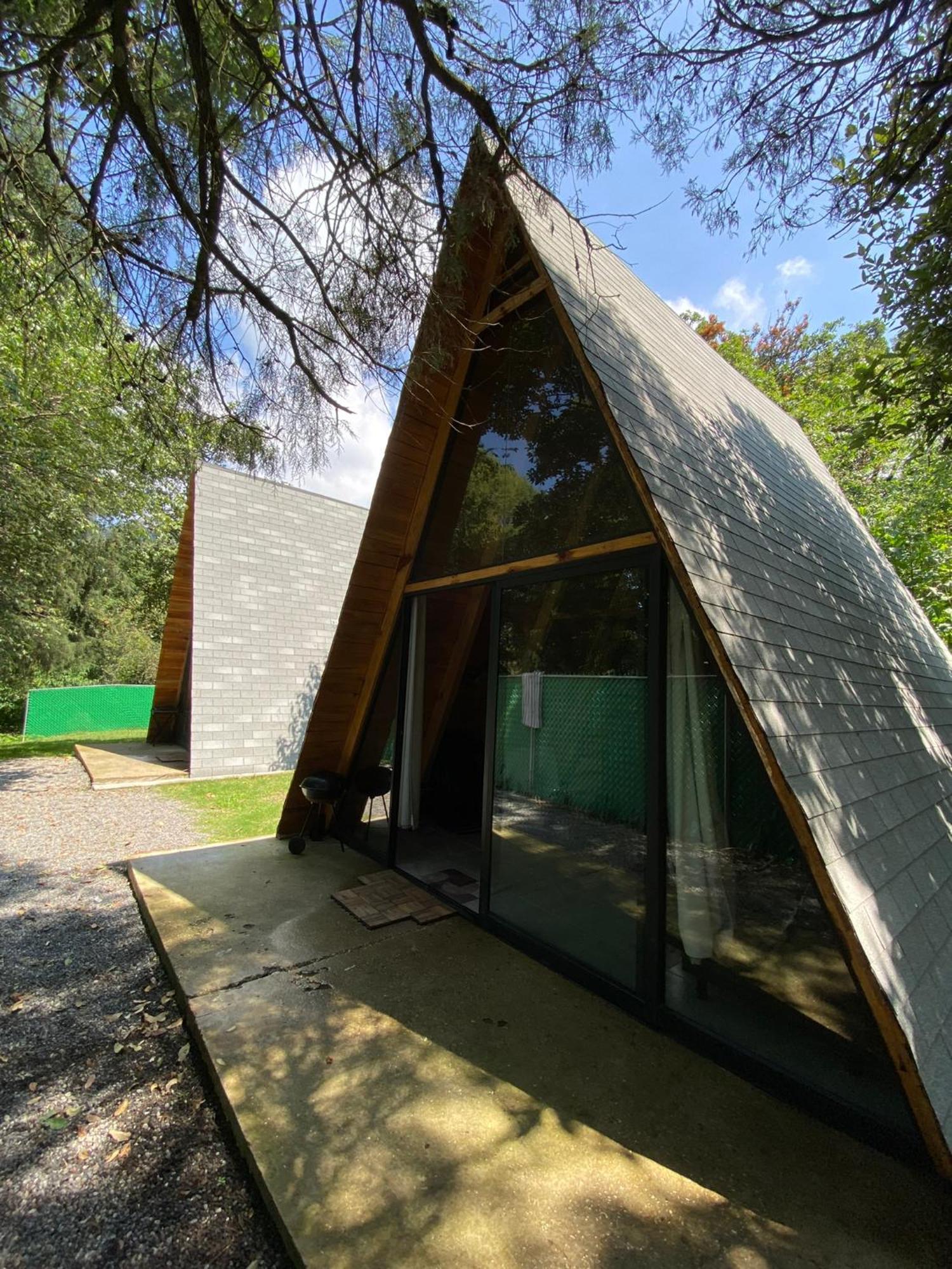 Cabanas Alpina, Romantica Y Acogedora A 10 Minutos Del Centro Tepoztlan Exterior photo